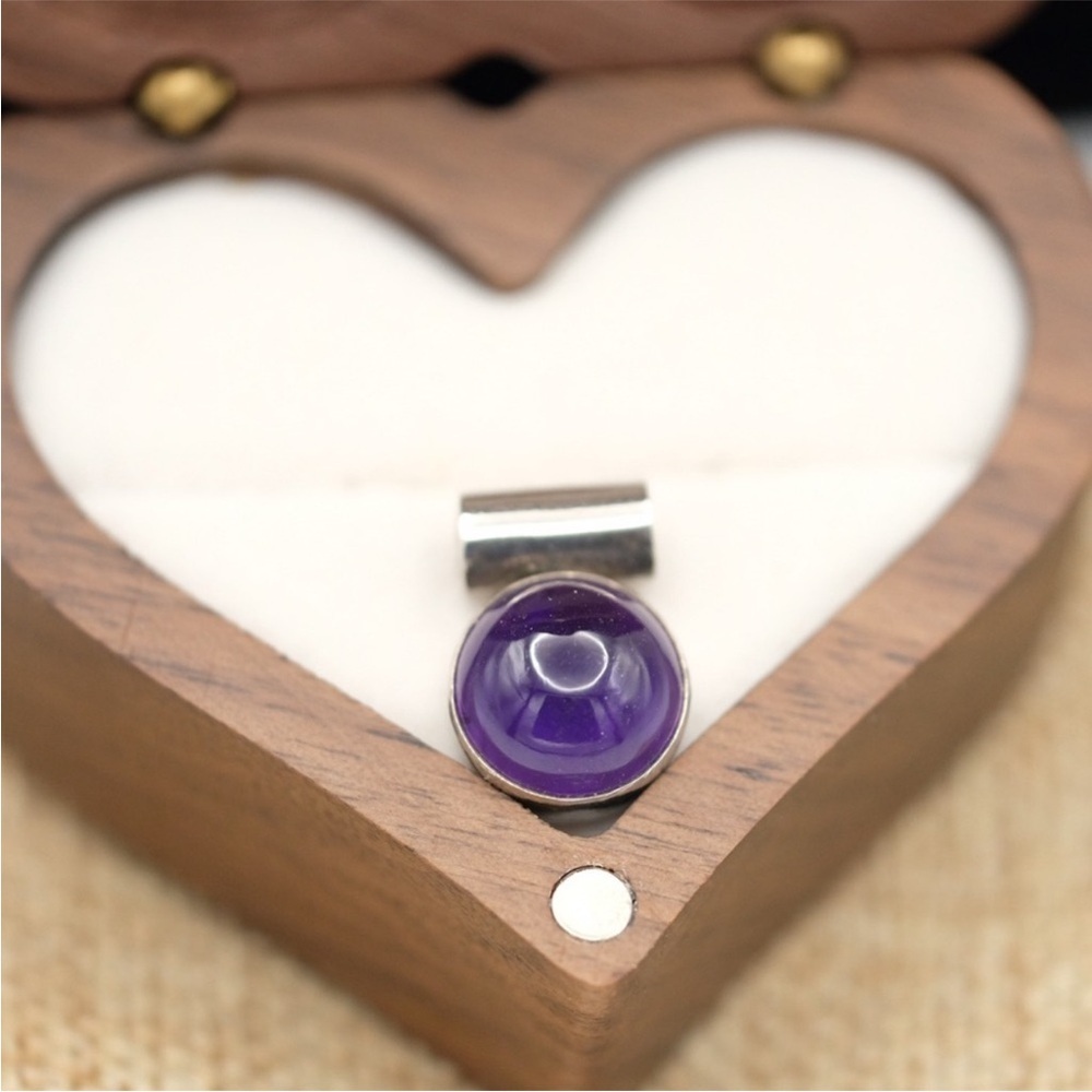 Vintage Amethyst Cabochon Pendant in 925 Sterling Silver - February Birthstone - Picture 15 of 16